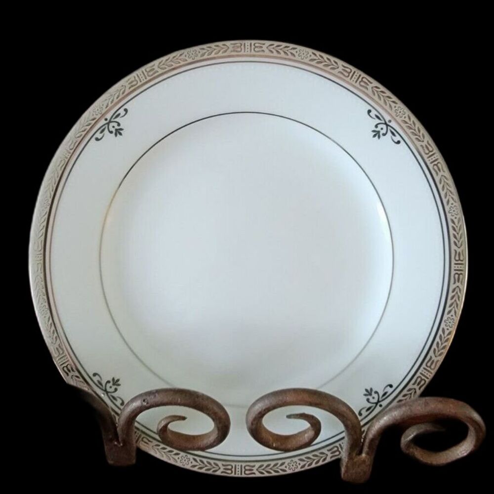 Noritake Porcelain China 4347 Buckingham Platinum 6.25" Bread Plates Set of 4
